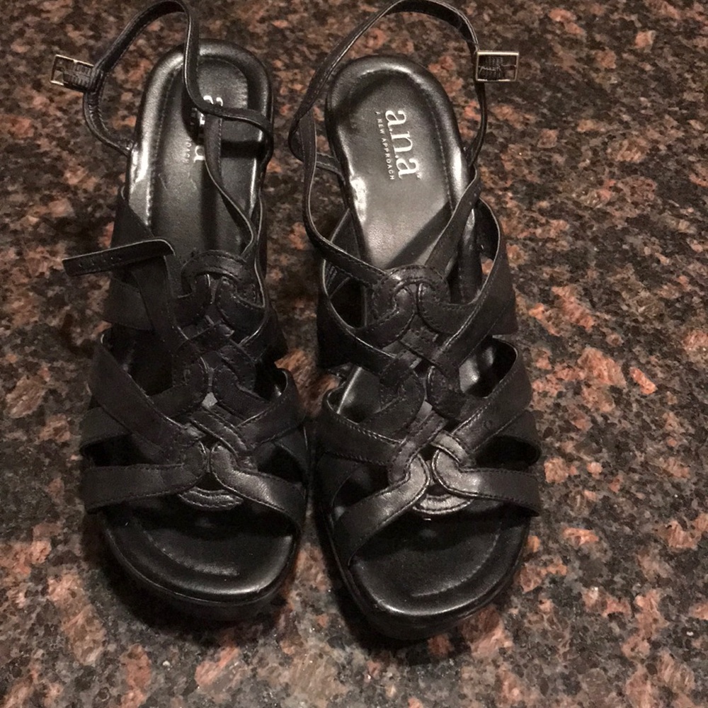 Size 9 heels